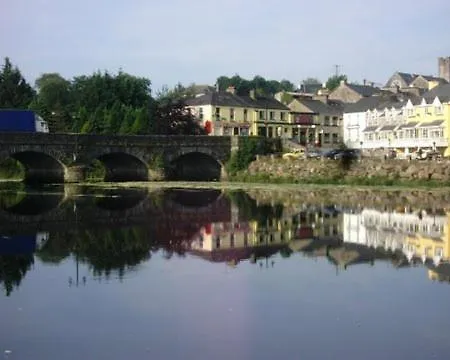 The Rivers Edge Guest house